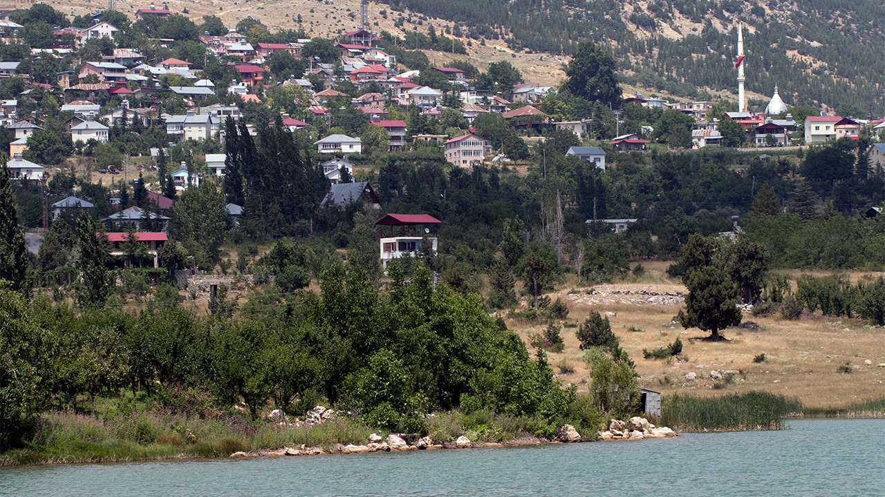10 mahalle kırsal statüden çıkarıldı! Toroslar üreticisine imar darbesi