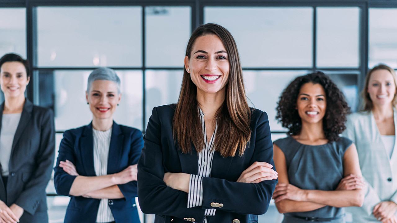 Dik bir yokuş: Liderlikte kadınlar-6 Engeller: Açık ve gizli ayrımcılık