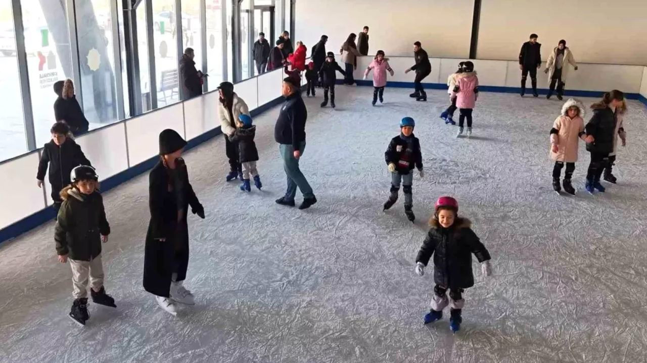 Kırıkkale'de karnesini getiren çocuklar için ücetsiz