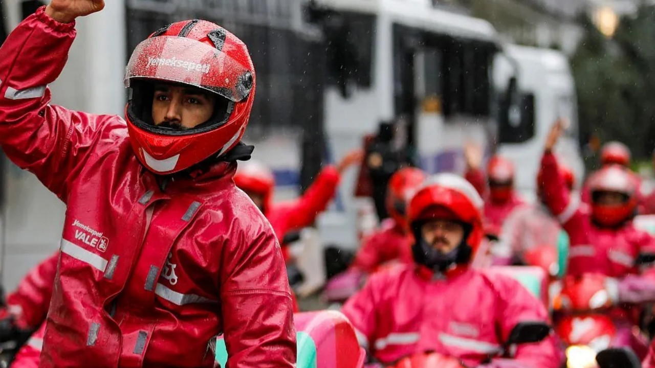 Kuryelerden üç günlük kontak kapatma eylemi