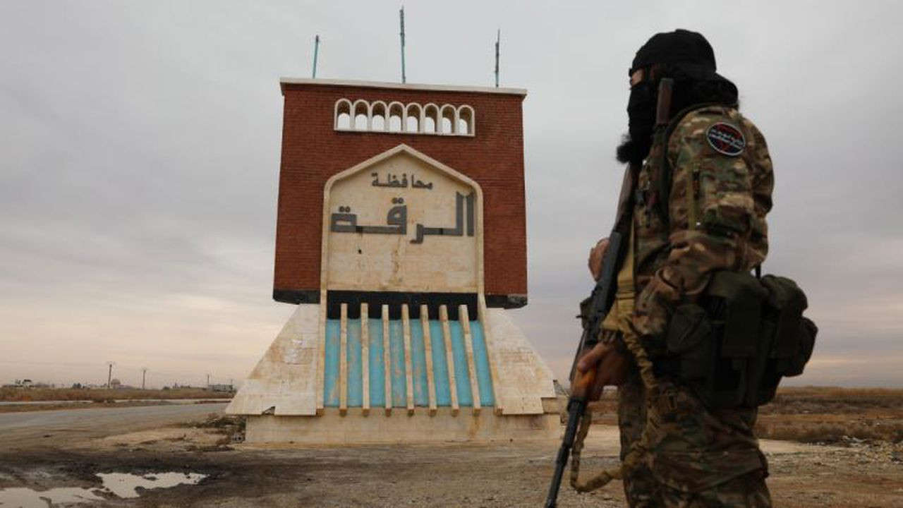 Rakka’da devlet kurumları yeniden açılıyor