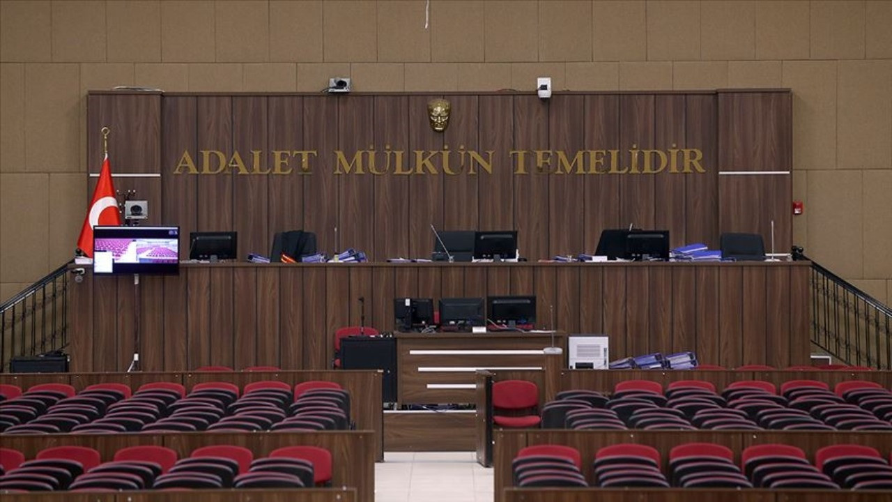Balyoz davası hakim ve savcıları sanık sandalyesinde: Mağdurlar davanın uzun sürmesini eleştirdi
