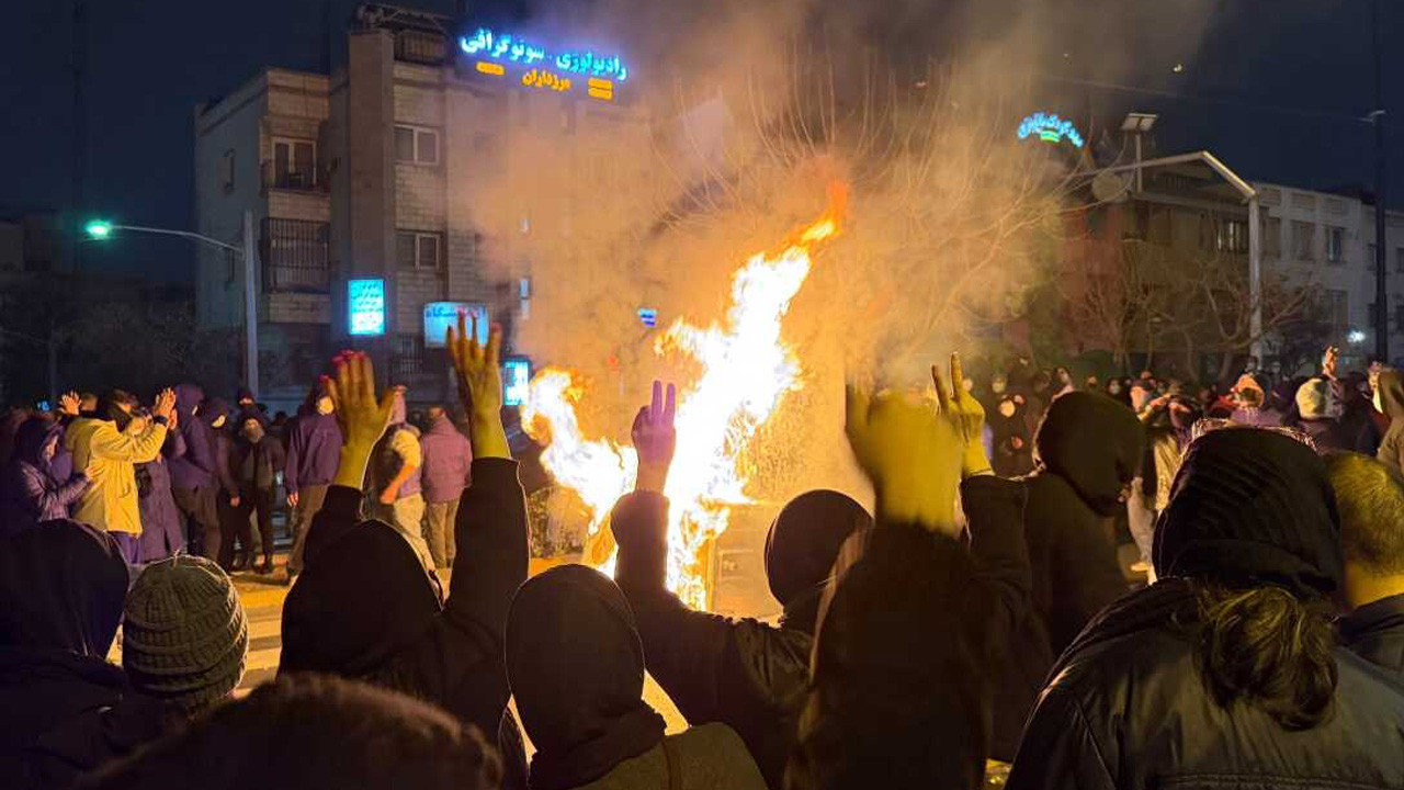 İran gerçeği dünyaya anlatıyor! Provokatif eylemlerin yarattığı yıkımı gözleriyle gördüler