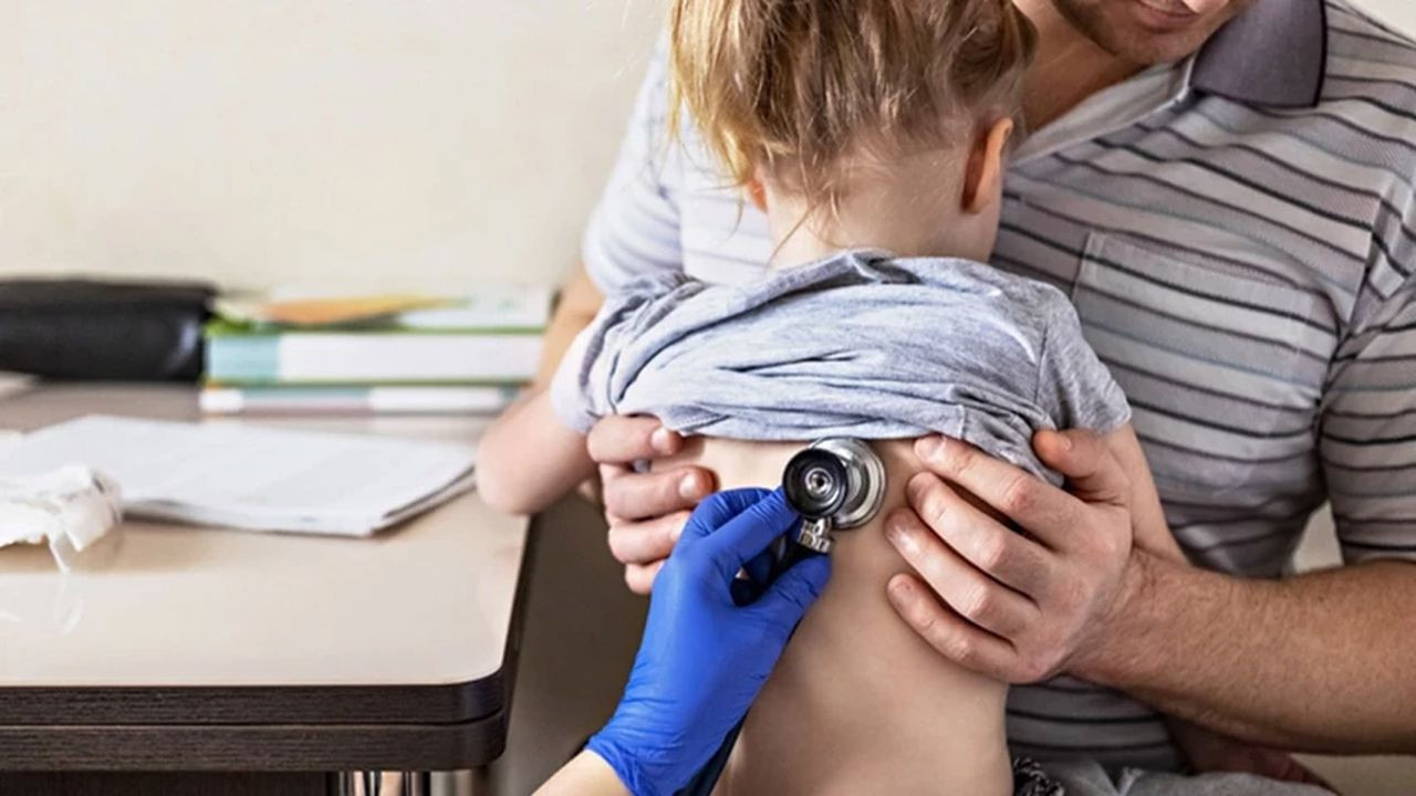 Geçmeyen öksürük için ailelere uyarı