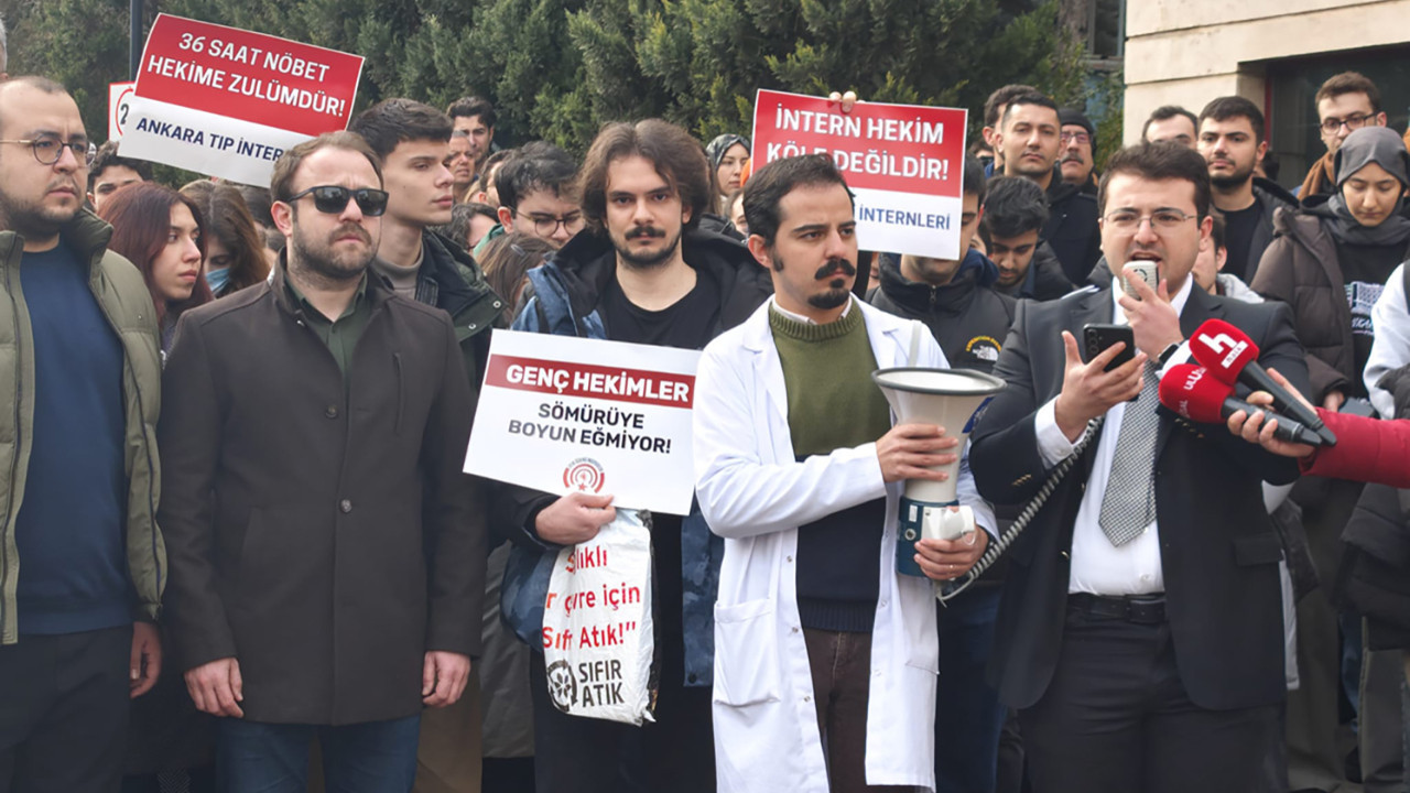 36 saat nöbet tutan intörnler isyan etti