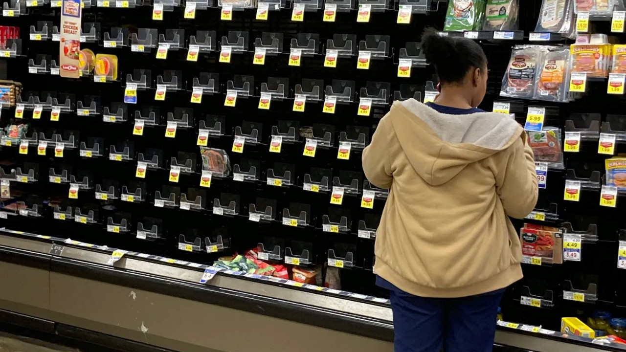 ABD'de raflar boşaldı: 172 milyon kişi için alarm