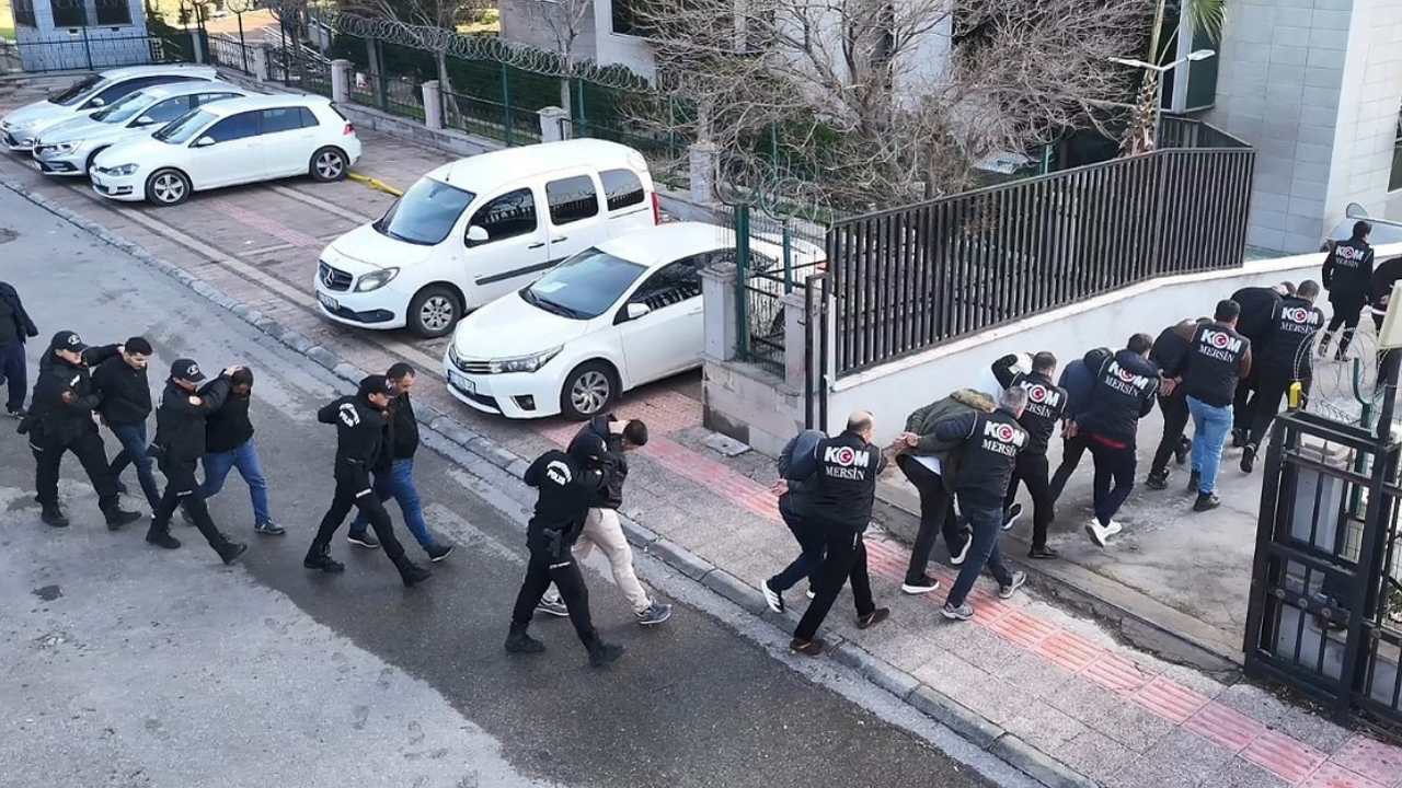 Mersin'de 'lavaş çetesi' çökertildi! Bunu yapmak istediler