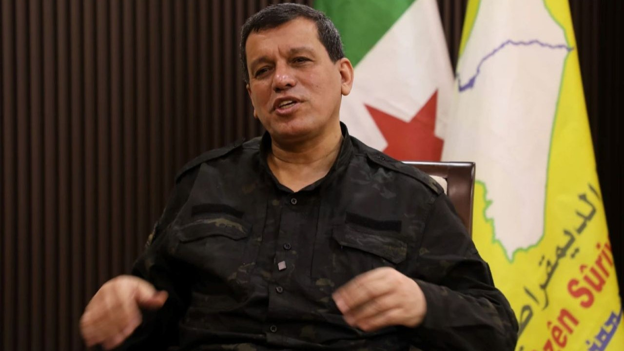 Elebaşı Abdi Elebaşı Abdi hâlâ yüksekten uçuyor konuşuyor: 'Anlaşmaya kadar silahlı mücadele'... SDG'den Ayn-el Arab'ta kışkırtma girişimleri