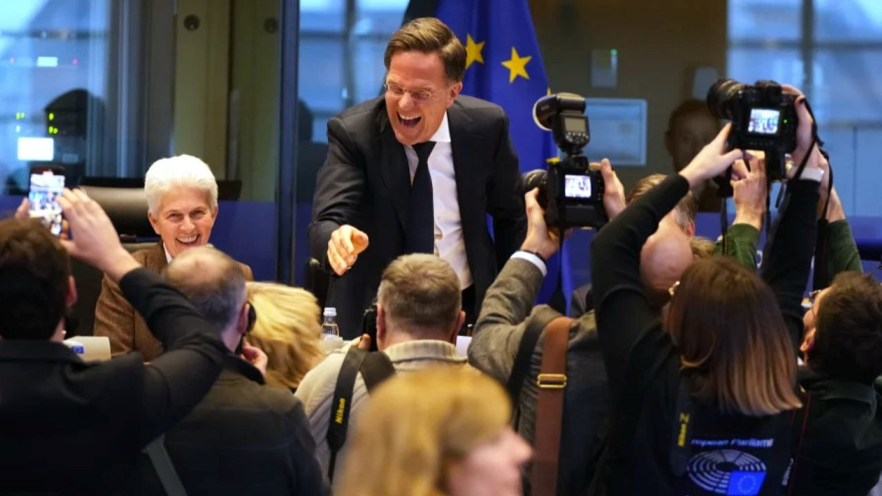 NATO Genel Sekreteri'nden acziyet tablosu: 'Hayal kurmayın. ABD olmadan kendinizi savunmazsınız'