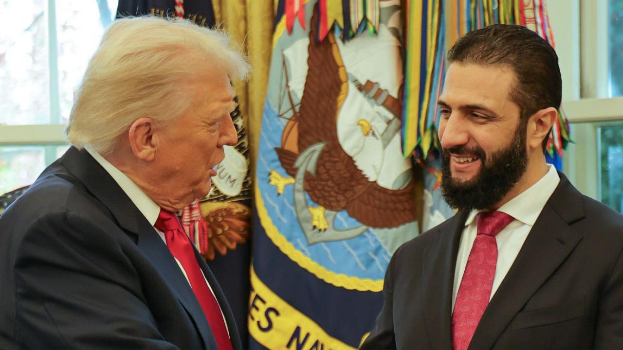 Suriye Cumhurbaşkanı Şara, Trump'la görüştü! Neler konuşuldu?