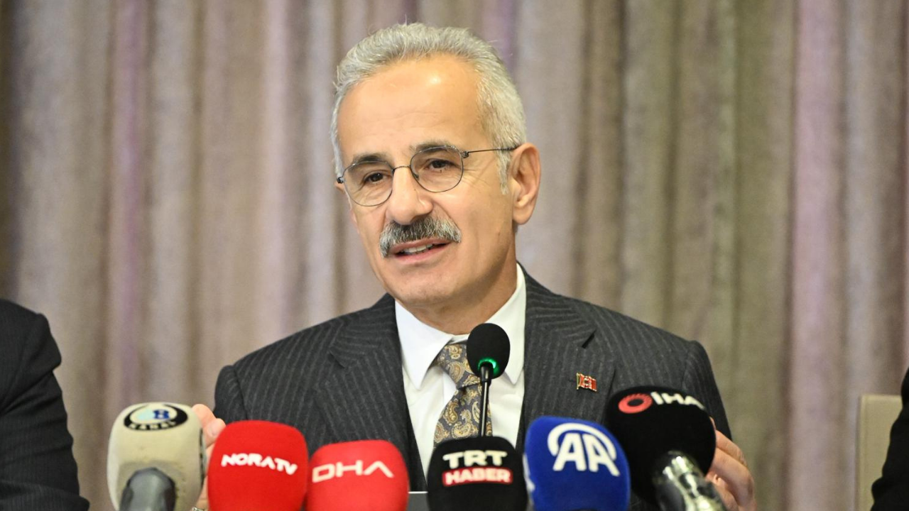 Bakan Uraloğlu açıkladı! Bir şehre daha tren geliyor