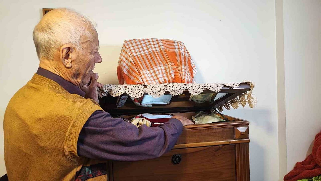 Görme ve duyma engelli adama bunu yaptılar! Eşini kaybetti üstüne bunu yaşadı