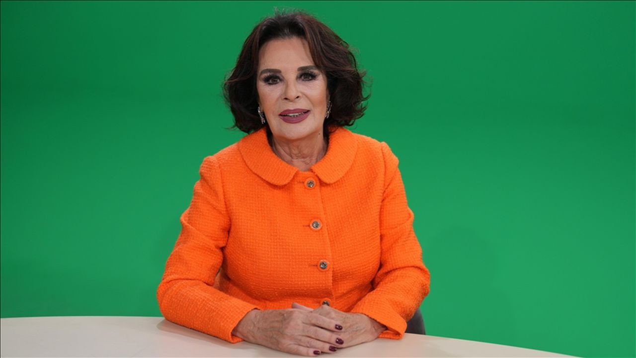 Hülya Koçyiğit, Türk sinemasındaki sanat yolculuğunu anlattı