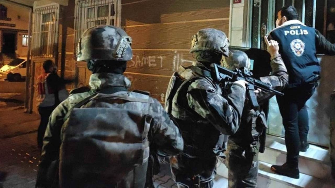 IBAN çetesi çökertildi: Bahis şirketlerine para aktarıyorlardı