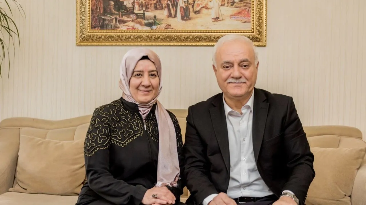 Emel Hatipoğlu kimdir? Emel hatipoglu kimin eşi, kaç çocuğu var?