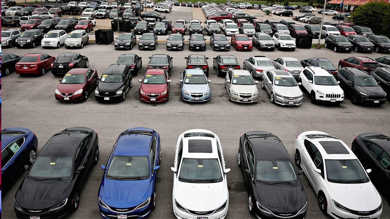 Türkiye'nin en çok satılan 10 otomobili açıklandı! Zirvede o markalar yer aldı