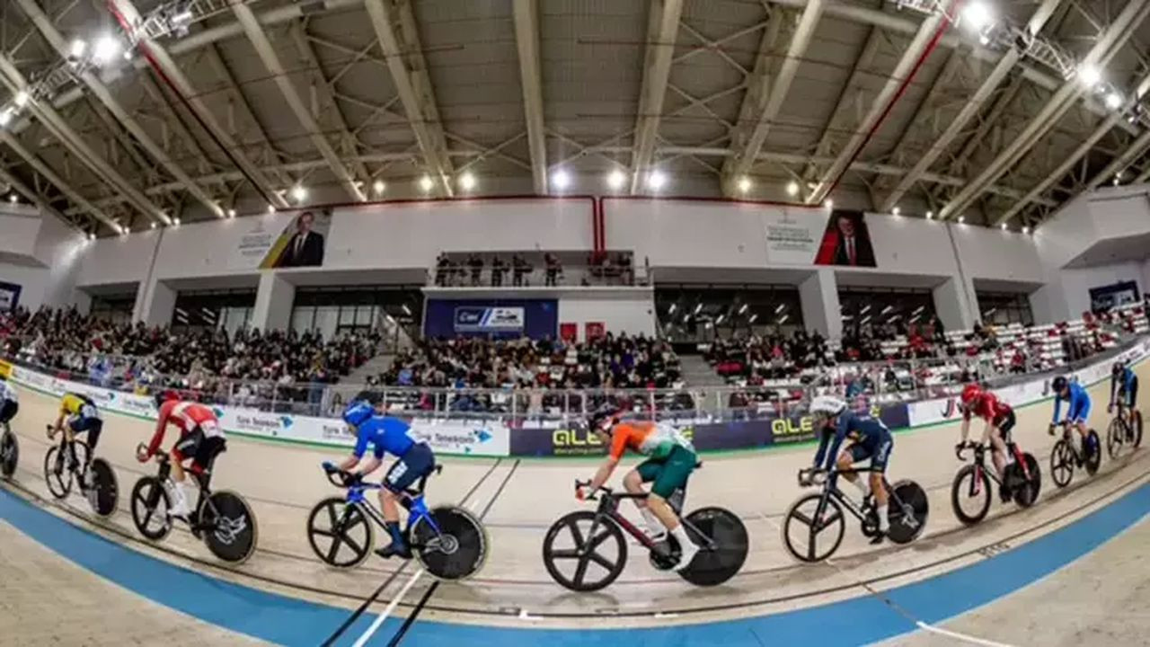 Avrupa Pist Bisikleti Şampiyonası Konya'da devam ediyor