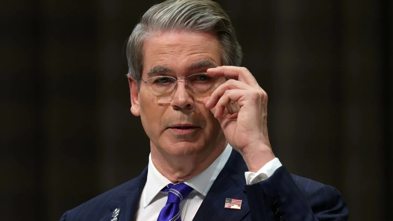 ABD’li Bakan itiraf etti! İran’da kalkışma böyle hazırlandı