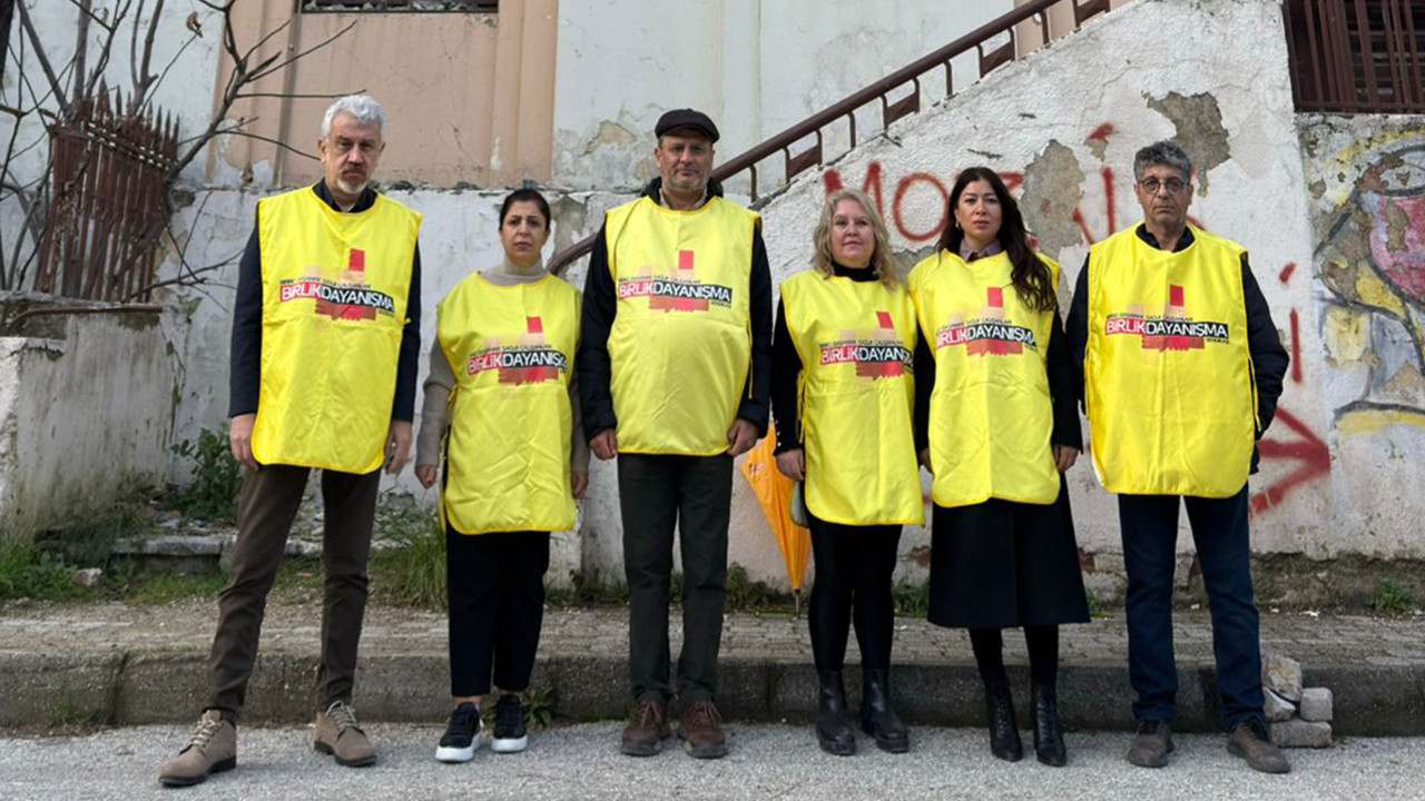 Tavan akıyor taban su alıyor tuvalette su yok