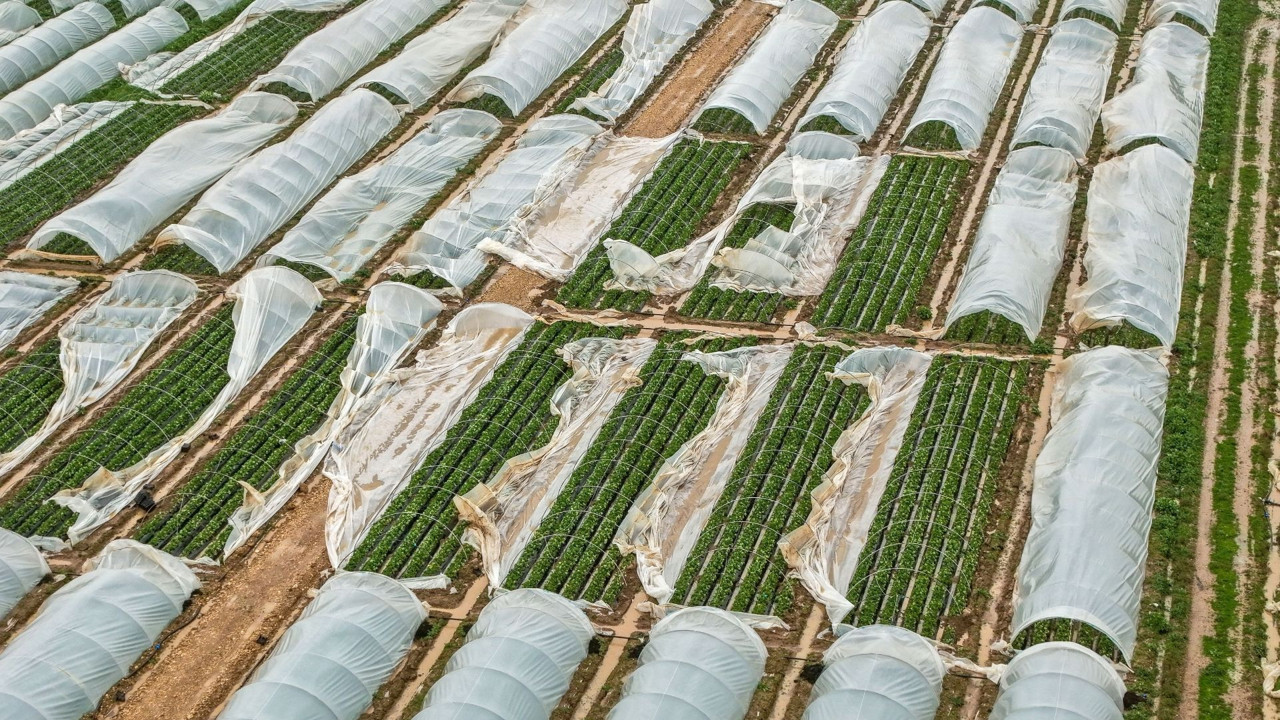 Antalya’da yağış ve hortumun faturası açıklandı: Rakam dudak uçuklattı!