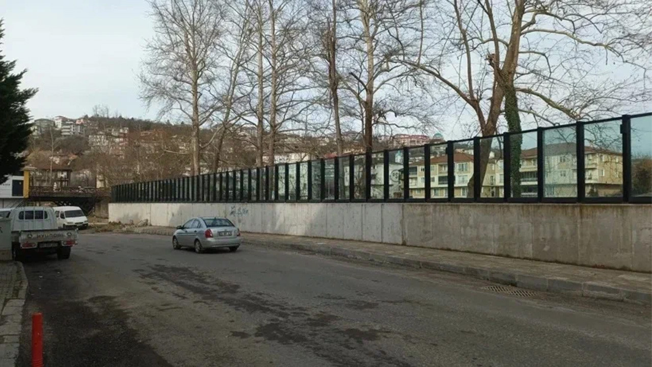 Bartın’da sele karşı cam daraba tepkisi