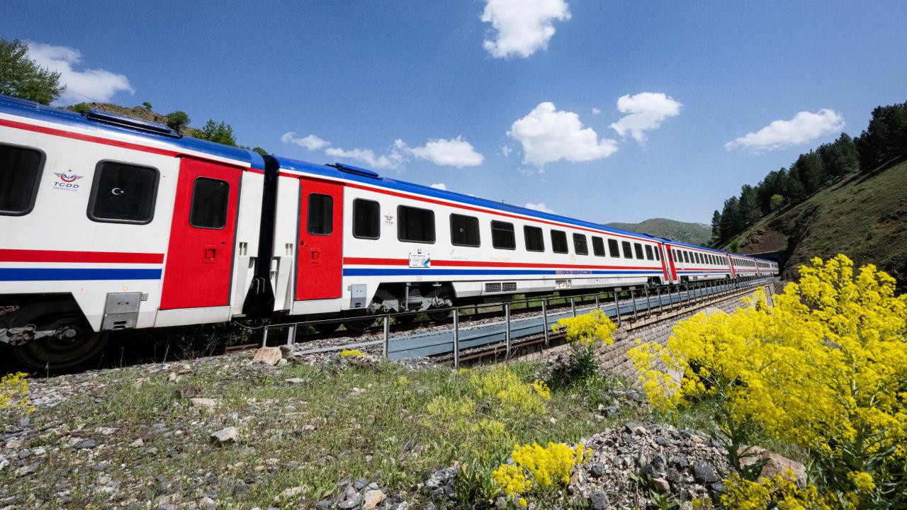 İstanbul-Sofya Ekspresi seferlerinde yeni dönem! İnternet, mobil uygulama üzerinden satışa başlandı