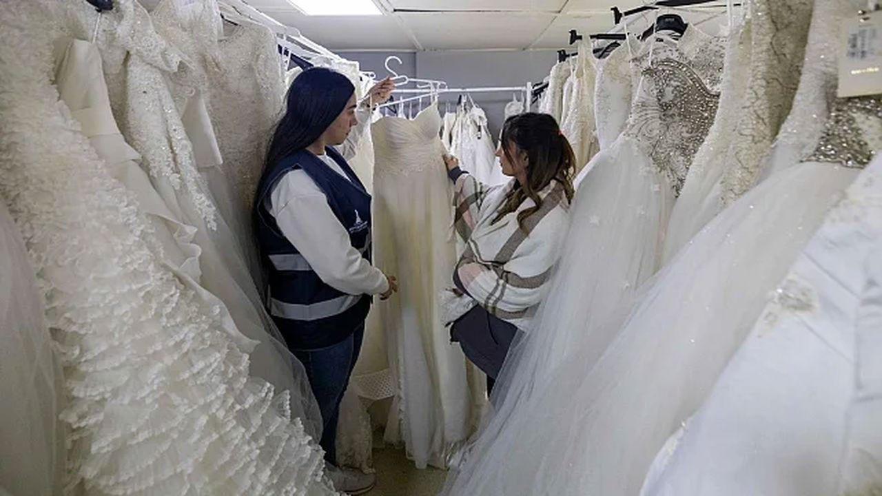 İzmir'de evlilik hazırlığındaki çiftlere ücretsiz destek