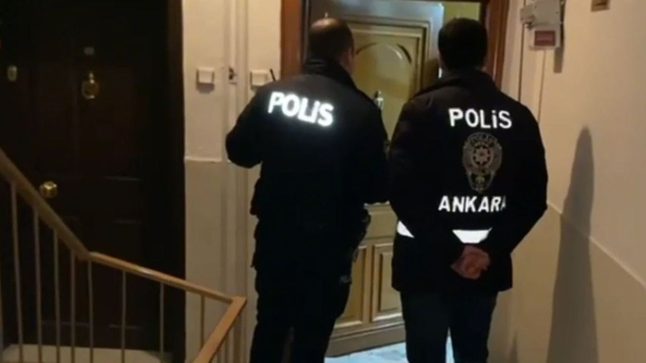 Çakarlar, kimlikler, kıyafetler: Sahte polis örgütüne operasyon