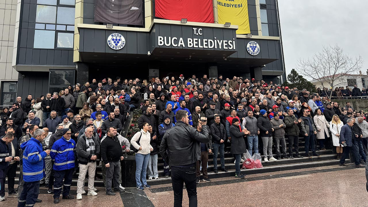 İzmir Buca’da belediye işçileri yeniden iş bıraktı