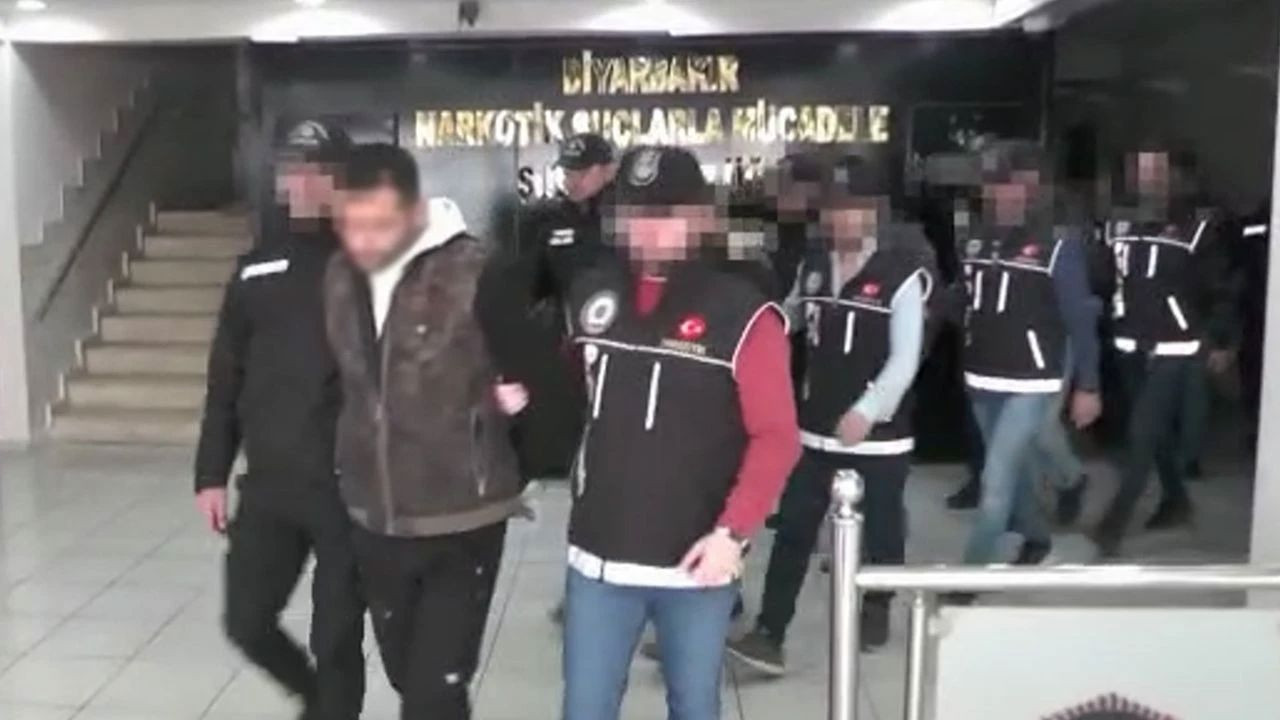 Diyarbakır’da narkotik operasyonu: 24 tutuklama