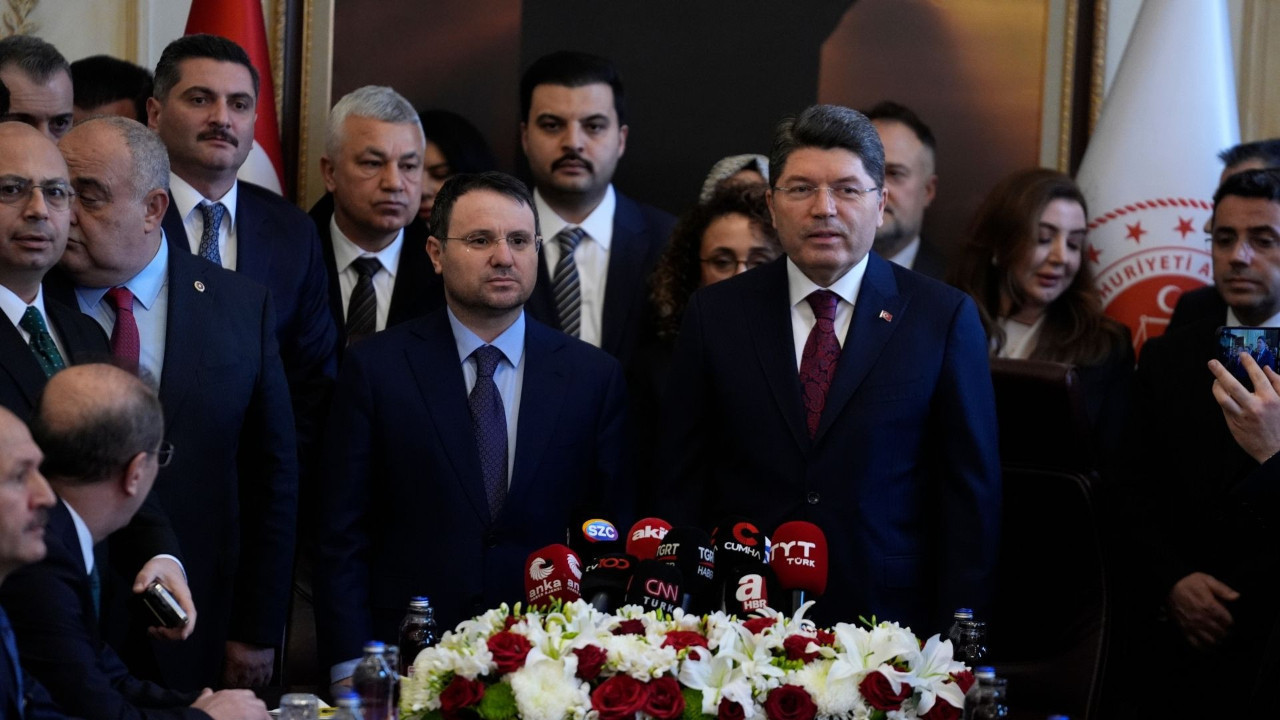 Adalet Bakanlığında devir teslim töreni gerçekleşti