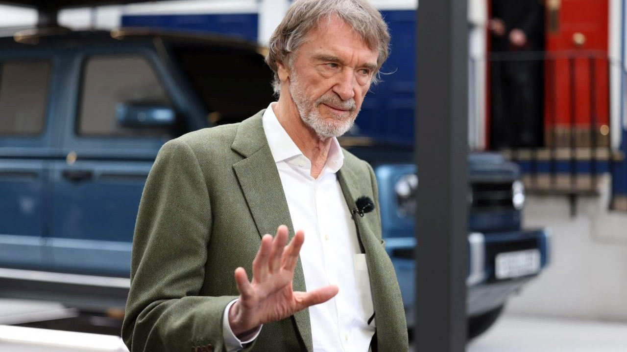 Manchester United'ın hissedarı İngiliz milyarder Ratcliff: 'İngiltere göçmenler tarafından sömürgeleştiriliyor'