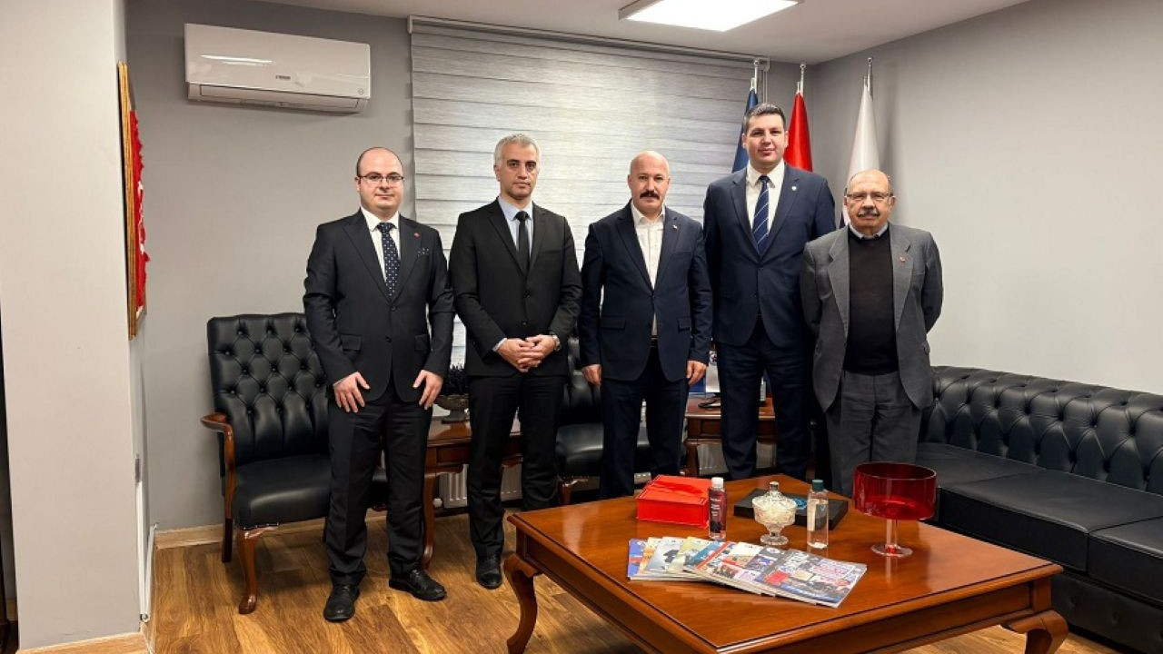 Vatan Partisi'nden Güvenlik-İş'e ziyaret: 'Özel güvenlik işçilerinin sorunlarını ve sanal kumar tehlikesini görüştük'