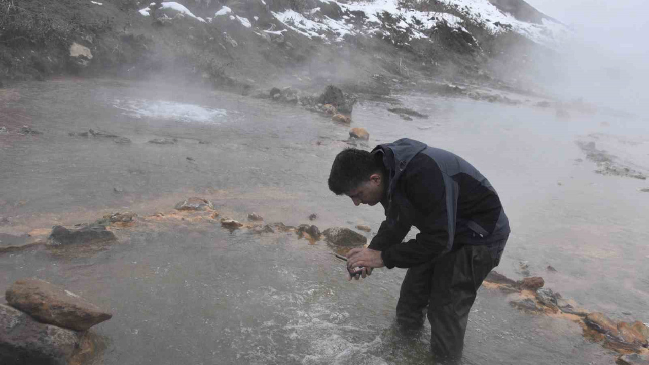 Budaklı Kaplıcası ilgi odağı oldu! Güroymak ilçesinde bulunuyor