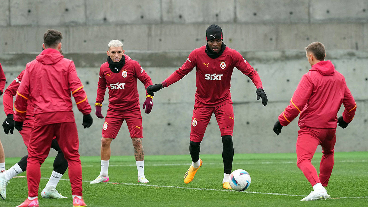 Galatasaray'dan ayrılacak ismi açıkladı! O günü bekliyor