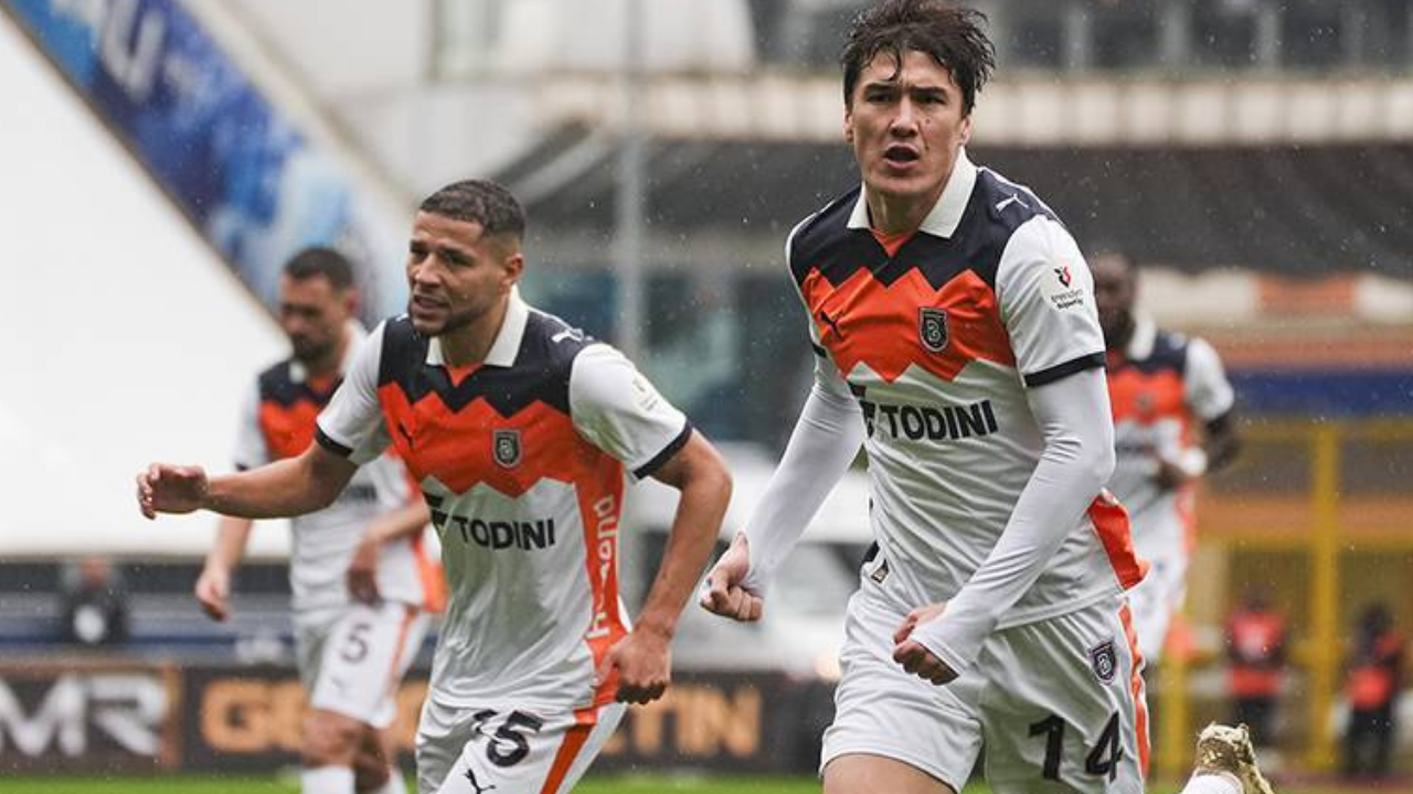 8 maçtır yenilmeyen Başakşehir'in rakibi Beşiktaş
