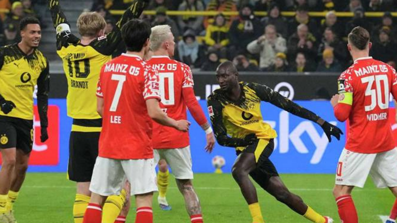 Dortmund'dan farklı galibiyet