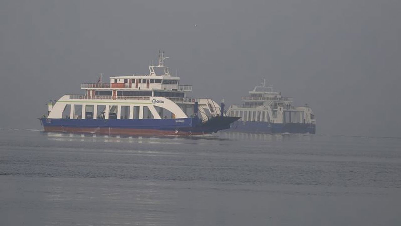 Güney Marmara'da feribot seferleri iptal edildi