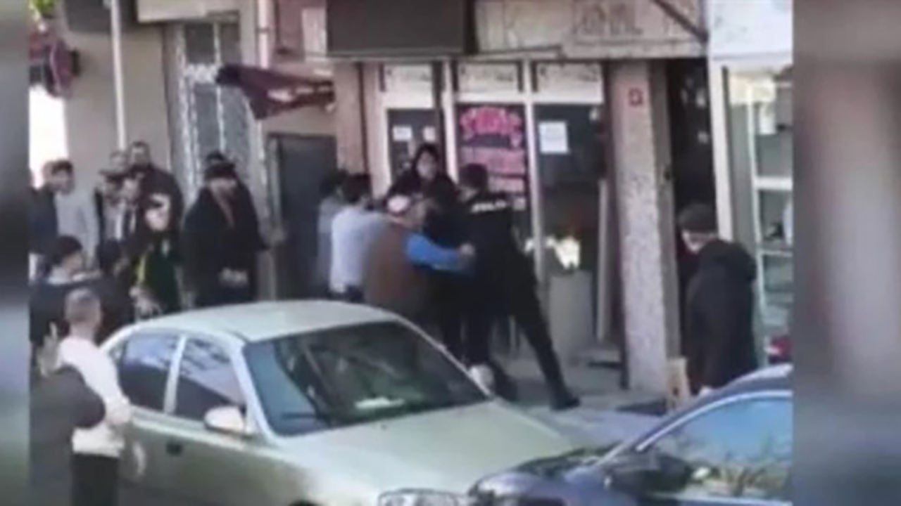 İstanbul Küçükçekmece'de dehşet: 4'ü polis 6 yaralı