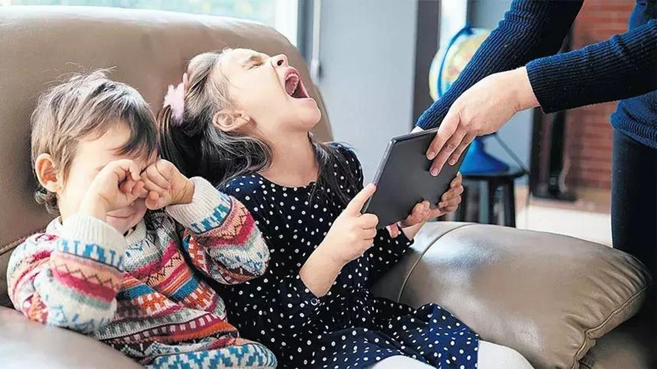 ‘Sosyal medyaya yaş sınırı gerekli ve doğru bir adım’