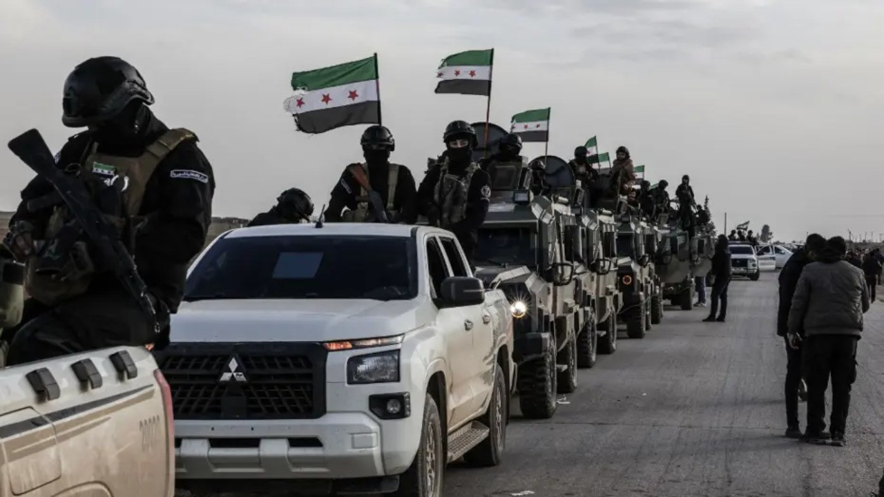 Suriye ordusu ABD'nin çekildiği hava üssünü teslim aldı