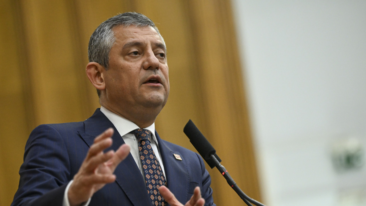 Bakan Gürlek’i hedef aldı