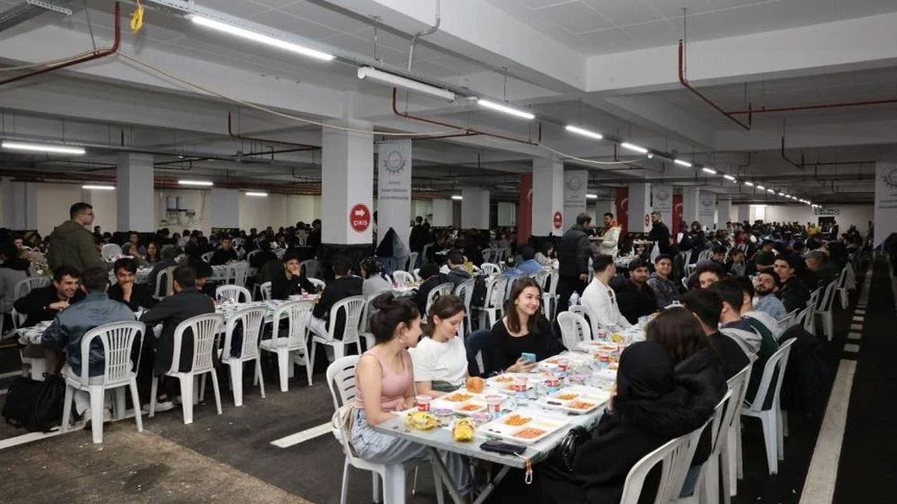 Denizli'de 57 ayrı noktada iftar sofrası kuracak