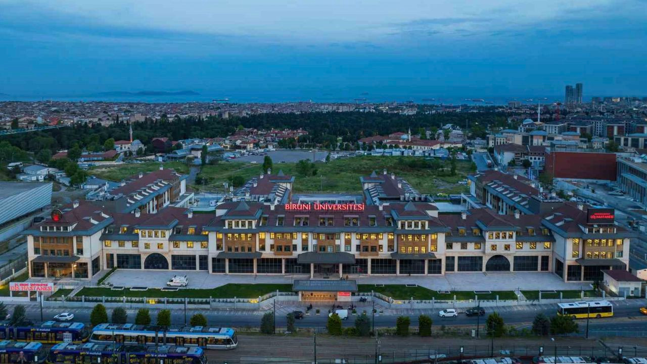 Biruni Üniversitesi ilk 3'e girdi!