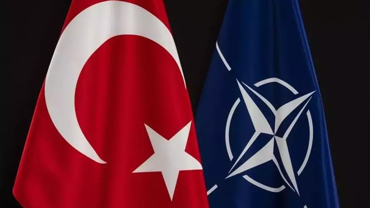 NATO kutlaması tepki çekti! Darbelerin mimarının bayrağı Ankara'nın kalbinde