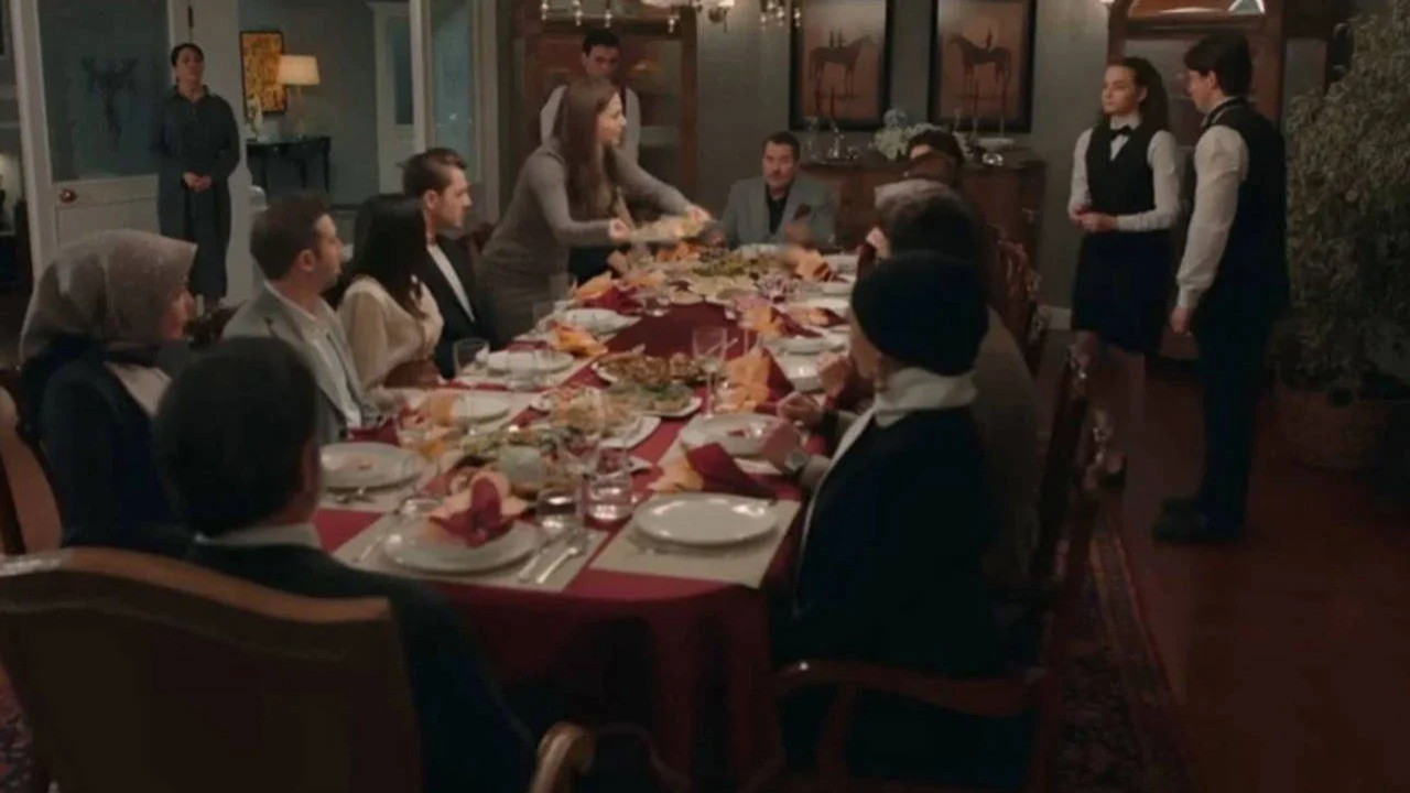 Domuz eti sahnesi gündem olmuştu: O dizi hakkında yeni gelişme