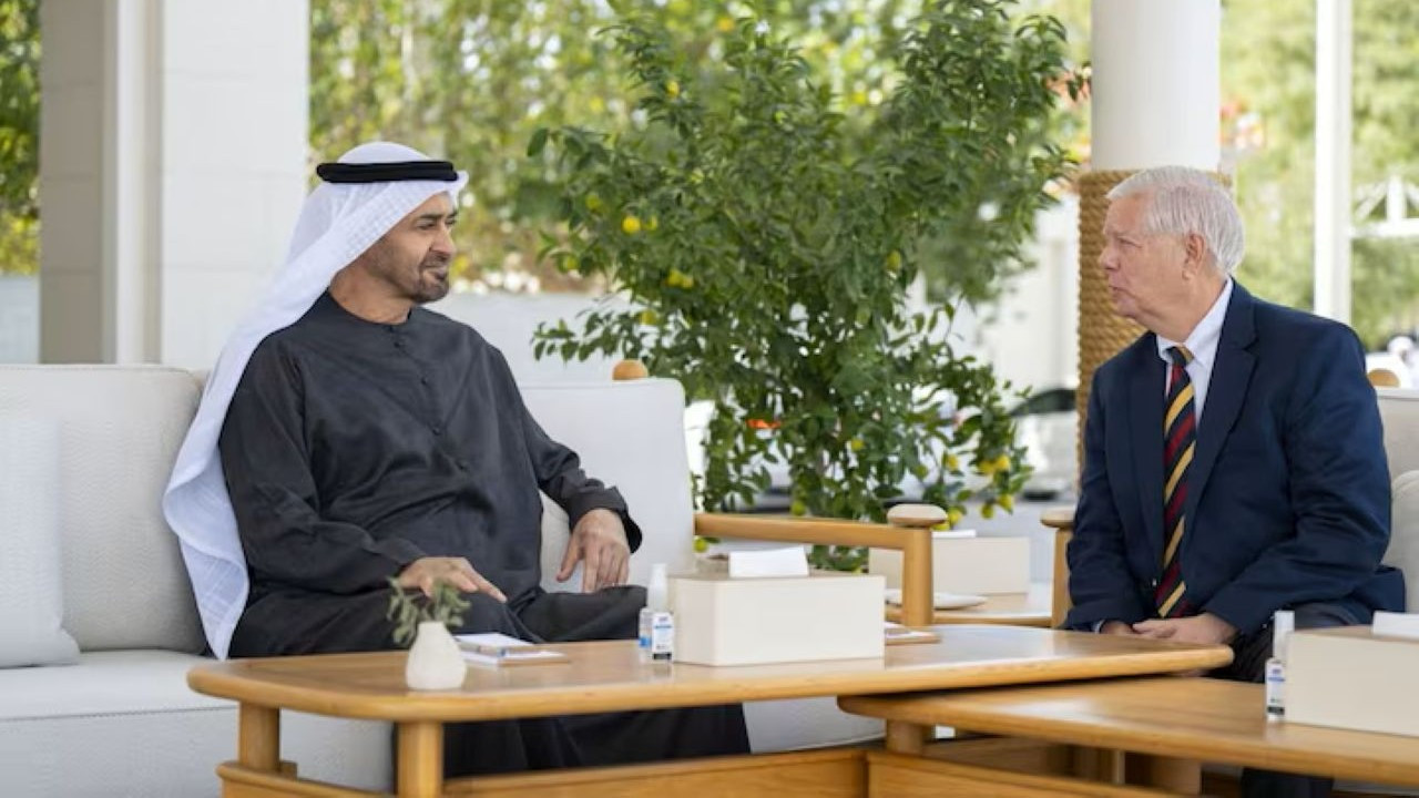 İki İsrail destekçisi buluştu: Graham söylentilerin ortasında BAE liderini ziyaret etti