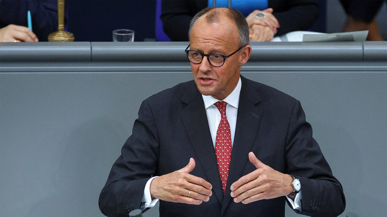 Almanya Başbakanı Merz'den ne şiş yansın ne kebap tavrı! ABD'yi karşısına almaya cesaret edemedi