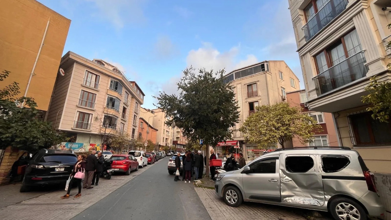 Kağıthane’de film gibi olay! Kendi otomobilinin altında kalarak yaralandı