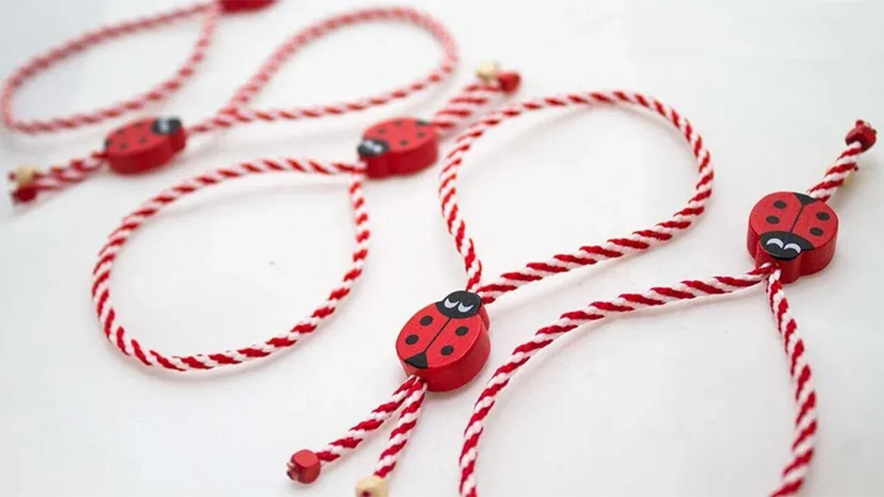 Baharın simgesi marteniçka nedir? Marteniçka ne zaman takılıyor?